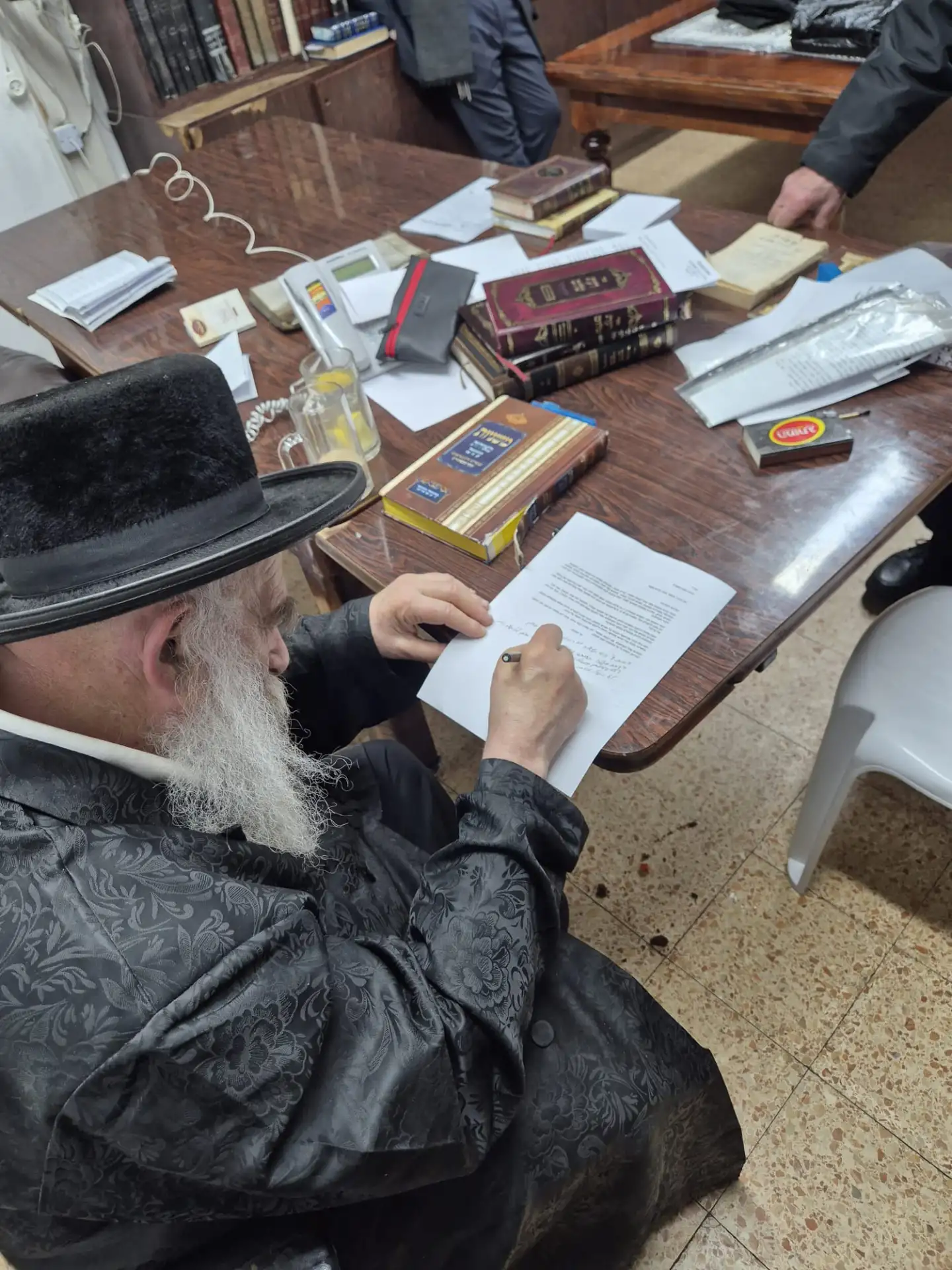 תמונה מפעילות קופת החסד קרית אתא